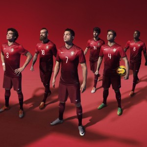 开云-规则革新下的老将闪光，穆古鲁扎关键节点爆发，西班牙队迎团体赛新篇，革新赛制老将峥嵘，穆古鲁扎关键分爆发助西班牙开启团体新章